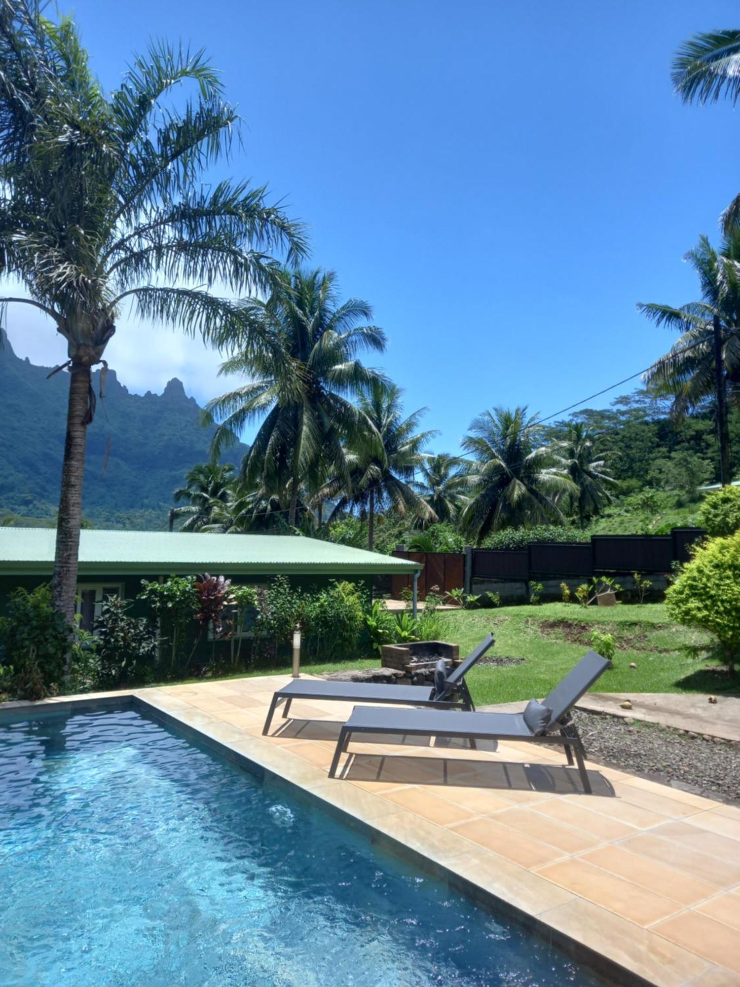 Rotui Lodge Paopao エクステリア 写真